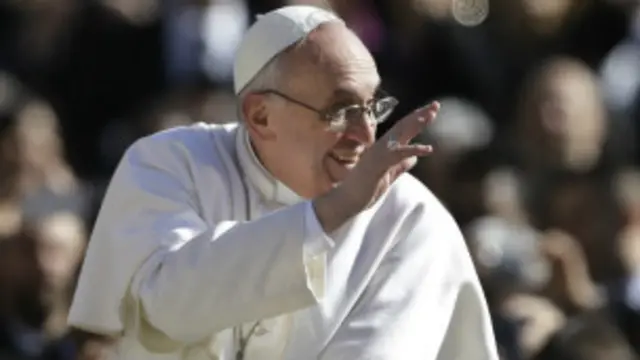 पोप वेटिकन सिटी के राष्ट्राध्यक्ष होते हैं