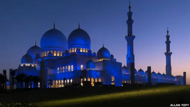 शेख ज़ईद मस्जिद, अबू धाबी