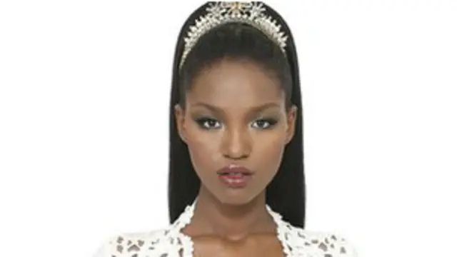 यातिश आयनाव