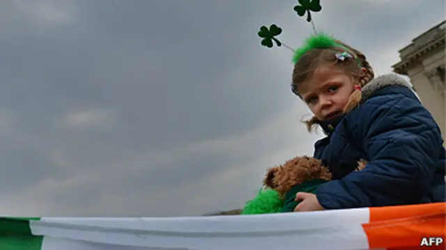 Niña en Irlanda (Foto de archivo)