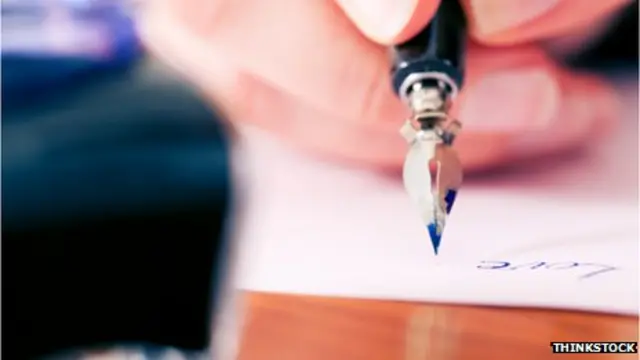 अजनबियों को प्रेम पत्र लिखने वाली लड़की