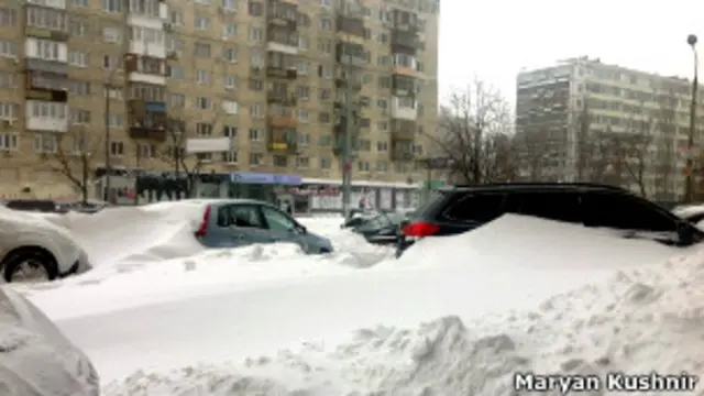 Сніг у Києві