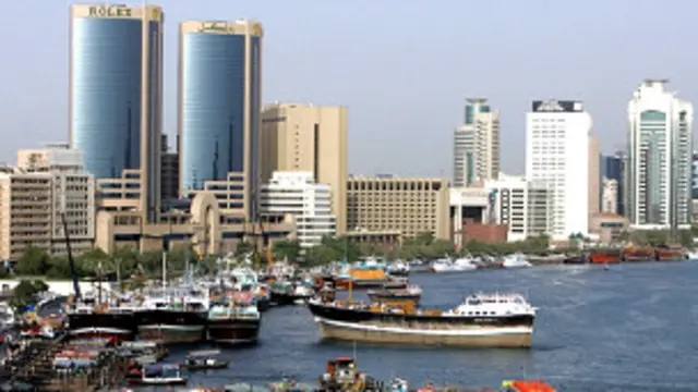 الإمارات وإيران تتنازعان أيضا السيادة على ثلاث جزر في الخليج