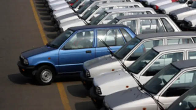 تتكدس السيارات غير المباعة لدى المصنعين