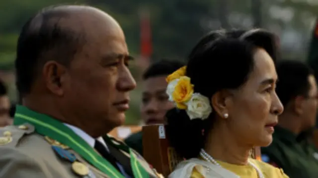 Bà Aung San Suu Kyi tham chính sau thỏa thuận chia sẻ quyền lực với các tướng lĩnh