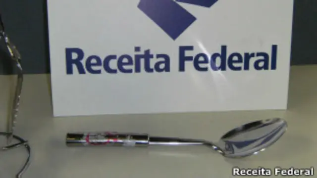 Cocaína foi escondida em colher (foto: Receita Federal)
