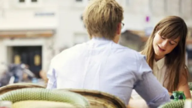 ऑनलाइन डेटिंग