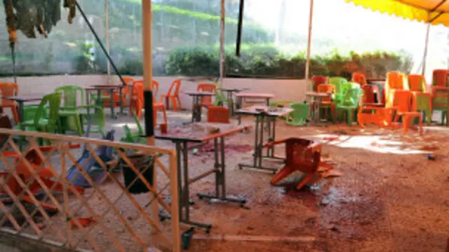 اتهمت الحكومة السورية المعارضة المسلحة باستهداف الجامعة