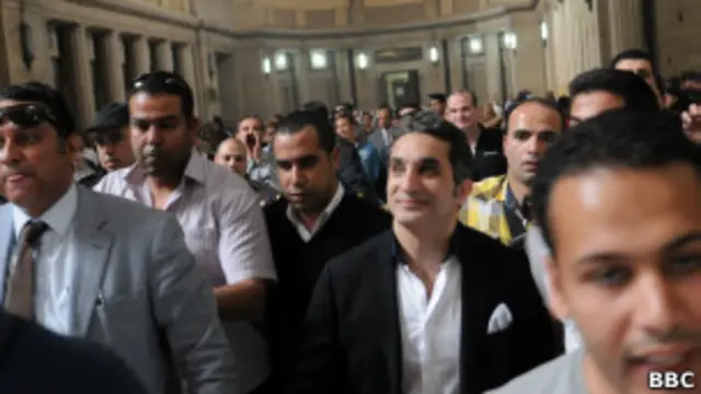 رفعت دعاوى قضائية ضد باسم يوسف بتهمة إهانة الرئيس