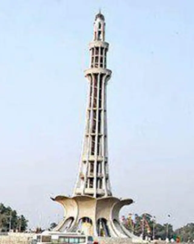 مینار پاکستان کے سائے میں چند ماہ میں کئی بڑے جلسے ہوئے ہیں