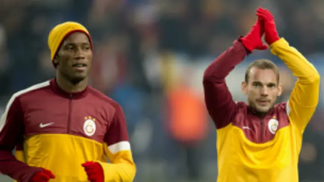 Galatasaraylı Drogba ve Sneijder