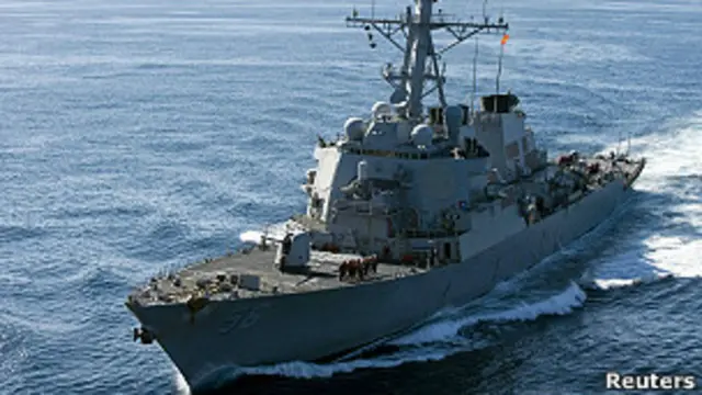 Tàu khu trục mang tên lửa dẫn đường USS John S. McCain