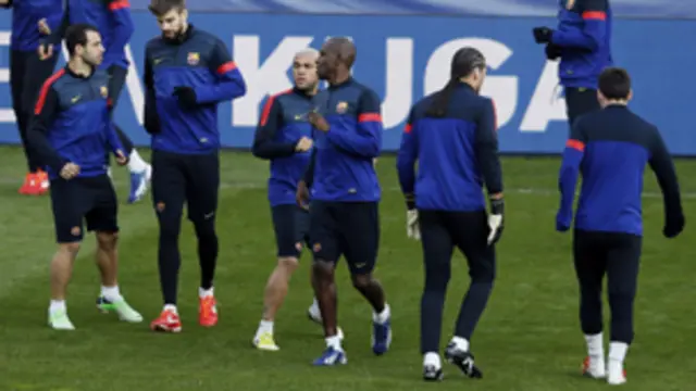 لاعبو برشلونه يستعدون لملاقاة باريس سان جيرمان