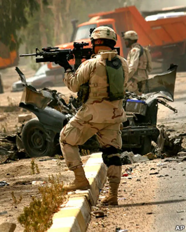 ایران عملا در محاصره نظامی آمریکا قرار دارد