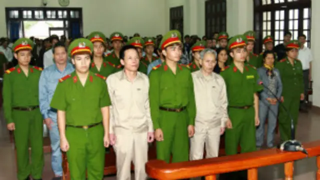 Các bị cáo trước tòa
