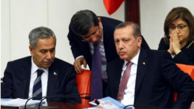 Başbakan Yardımcısı Bülent Arınç, Dışişleri Bakanı Ahmet Davutoğlu, Başbakan Tayyip Erdoğan