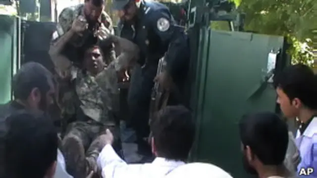 درگیری نیروهای افغان با شورشیان طالبان هشت ساعت ادامه یافت