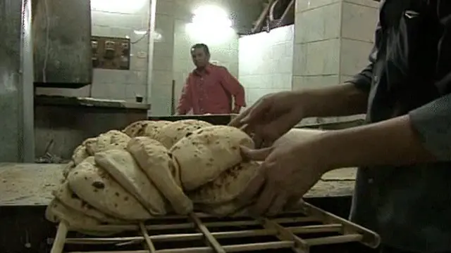 وزارة التموين تقول إن الزيادات لن تنطبق على المخابز.