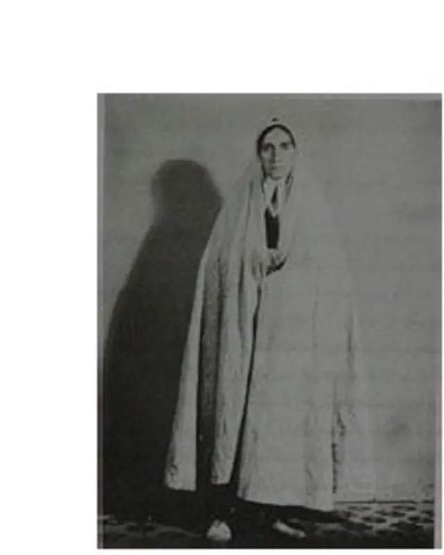 تصویر منسوب به مشدی گلین خانوم