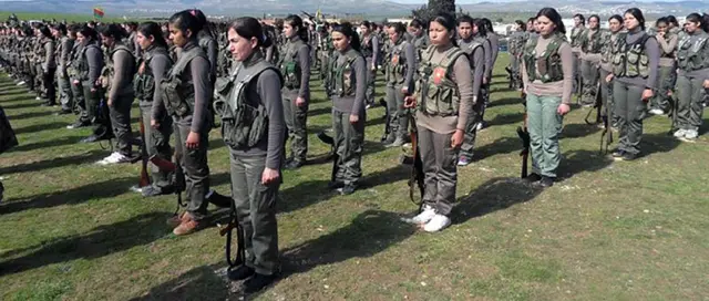 اولین گردان تمام زنانه مخالفان کرد - عکس از AFP