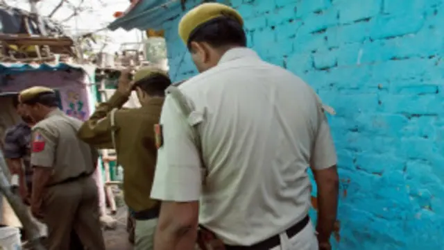 پولیس اہلکاروں نے رنجش کے سبب اپنے ہی افسر کو فرضی تصادم میں ہلاک کر دیا تھا