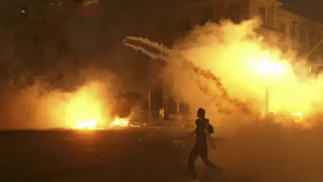 مصادمات بين محتجين وقوات الأمن