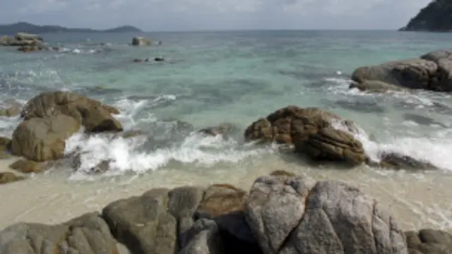 تنشها بر سر ادعاهای ارضی بر جزایر متعددی در دریای جنوبی چین در سالهای اخیر میان کشورهای منطقه افزایش یافته است