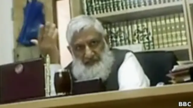 Hasan, de Conselho da Sharia