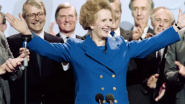 هره هغه ښځه چې د کور د اداره کولو په ستونزو پوهېږي، تقریبا د یوه هیواد د اداره کولو په ستونزو به هم پوهېدلې شي.