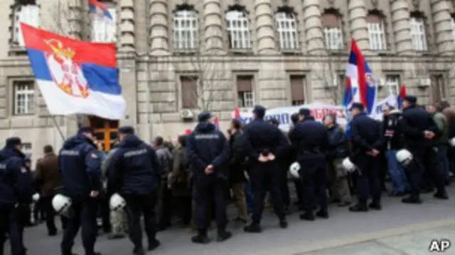 معترضان به طرح عادی سازی روابط در بلگراد