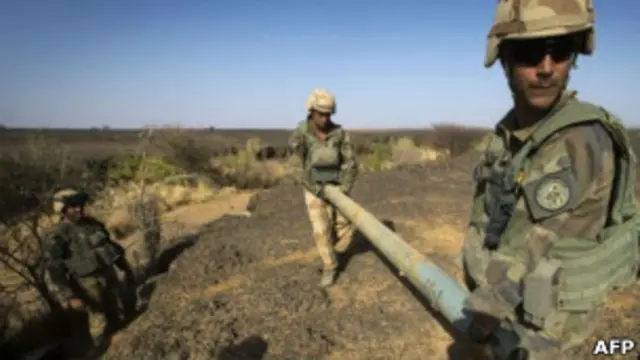 بنابه این گزارش نیروهای فرانسوی حدود ۳۴۰ گلوله توپ و راکت کالیبر بالا را در منطقه یافتند.