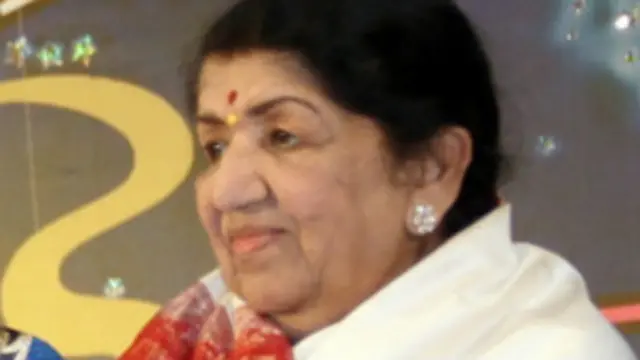 लता को कॉमेडियन कपिल शर्मा पसंद करती हैं.