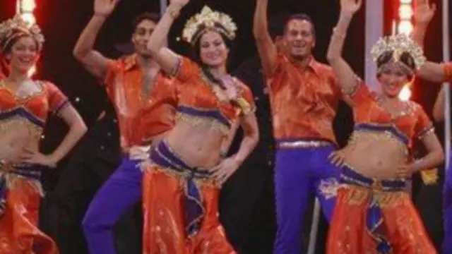 رقص و موسیقی از ستون‌های اصلی سینمای هند بوده است