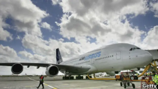 Чтобы начать совершать полеты в Россию, лоукостеру Wizz Air надо создать здесь "дочку"