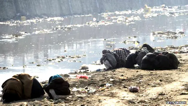 اتنی بڑی تعداد میں افغانیوں کے منشیات کے عادی ہونے کی ایک وجہ یہ بھی ہے کہ گذشتہ ایک عشرے سے ملک میں جنگ جاری ہے