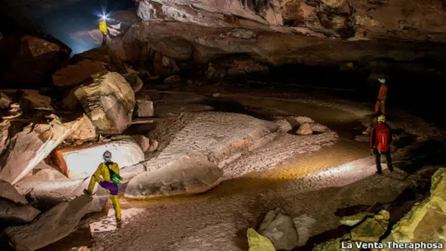 Caverna (La Venta Theraphosa)