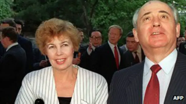 Горбачев Россия ва Украиналиклар яқинлиги ҳақида гапириб, марҳум рафиқасининг украин миллатига мансуб бўлганини айтади