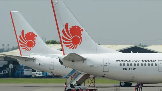 Kebijakan ini utamanya akan berdampak pada sejumlah maskapai low cost carrier (LCC), seperti Lion Air dan AirAsia Indonesia. 