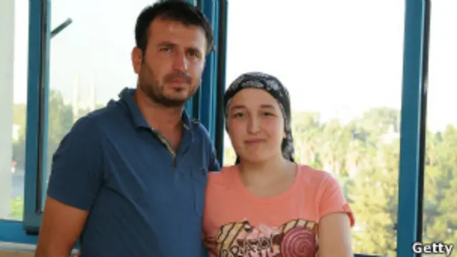 Derya Sert'e 2007 yılında Akdeniz Üniversitesi'nde rahim nakli yapılmıştı.