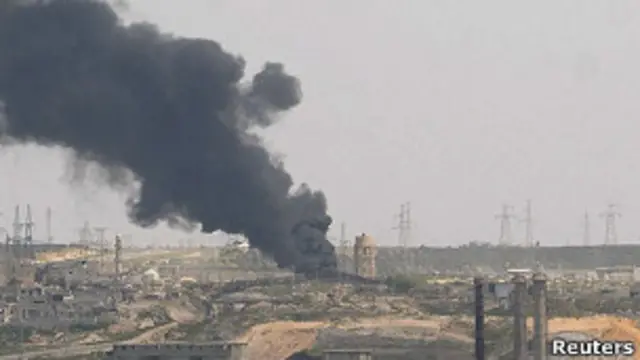 المعارضة تتهم الحكومة بشن غارات جوية في الحسكة ودمشق