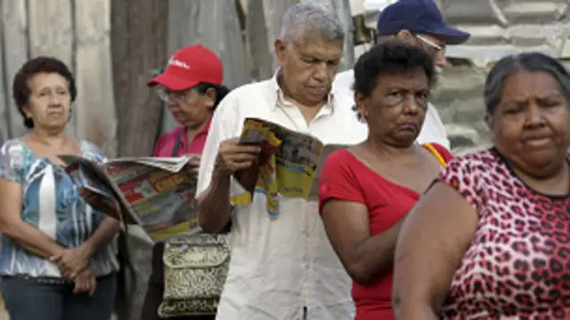 الناخبون في فنزويلا 