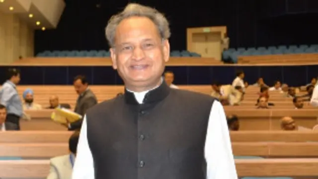 बीजेपी के अनुसार अशोक गहलोत के फ़ेसबुक पन्ने पर ज्यादातर नए लाइक्स तुर्की से है.