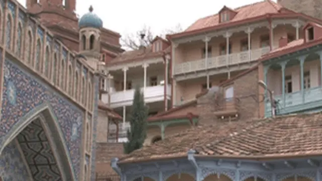 نفوذ گذشته ایران را هنوز می توان در معماری شهر تفلیس دید