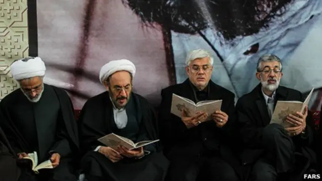 محمدرضا عارف (دوم از راست) از معدود اصلاح طلبانی است که همچنان در مجمع تشخیص مصلحت نظام عضویت دارد