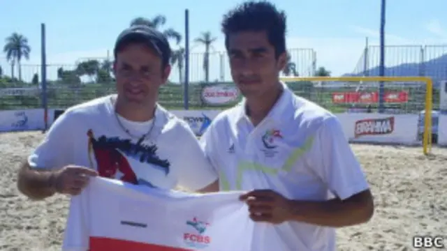 رستگار: سه هفته است، حضرت گل باران در تیم چاپیسکونس برزیل بازی می‌کند