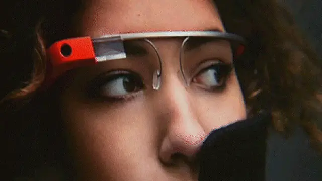 गूगल ग्लास को हाल के वर्षों का सबसे रोमांचकारी उत्पाद बताया जा रहा है 