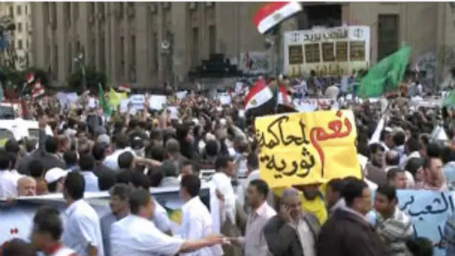 كانت جماعة "الإخوان المسلمين" وعدد من التيارات الإسلامية في مصر شاركت في مظاهرة الجمعة تحت شعار "تطهير القضاء"