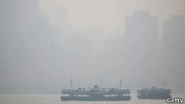 Poluição em Hong Kong, em abril de 2013 | Foto: Getty