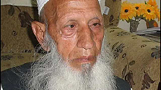 بابا حیدر زمان گذشتہ اٹھارہ برس سے مسلسل انتخابات ہار رہے ہیں