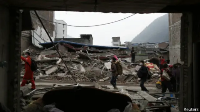 землетрясение в Китае